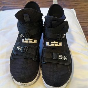 Nike basketball shoes